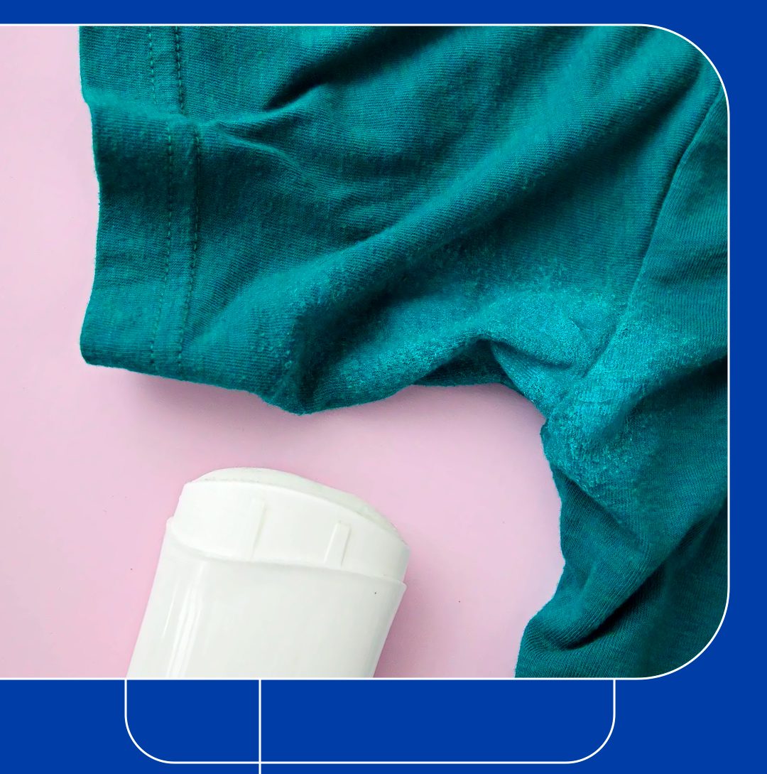 Como retirar mancha de desodorante de roupas coloridas